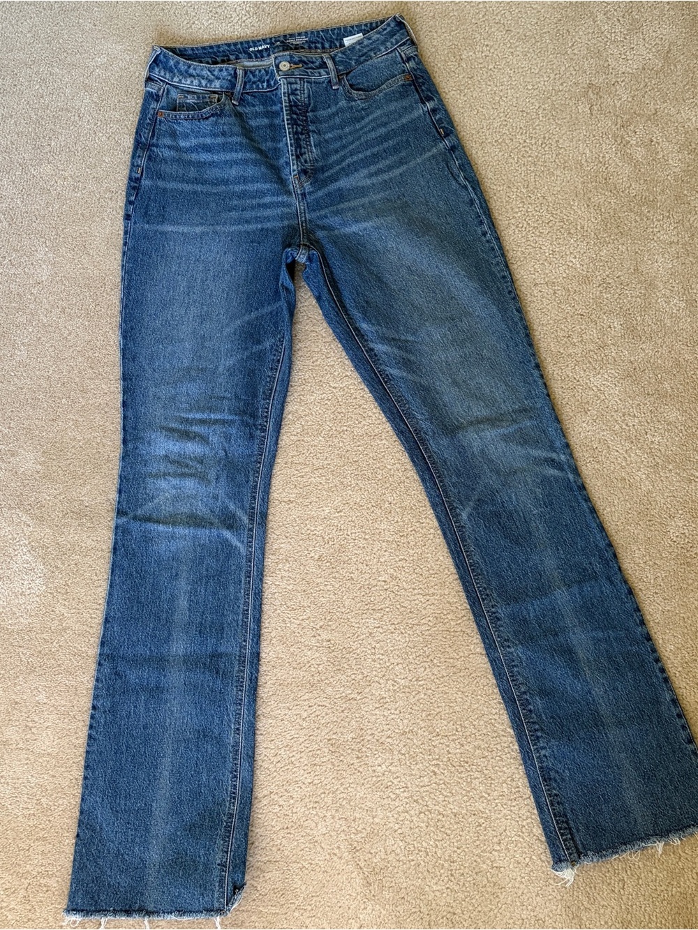 Classic High-Rise Boot Cut Jeans w/ Raw Hem - Size 10 Tall